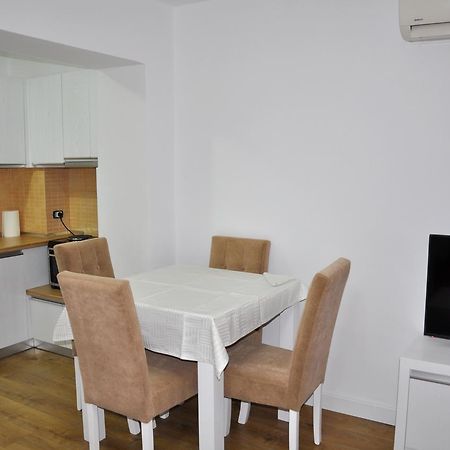 Natea Apartments Tirana Exteriör bild